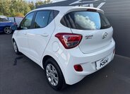 Hyundai i10 9