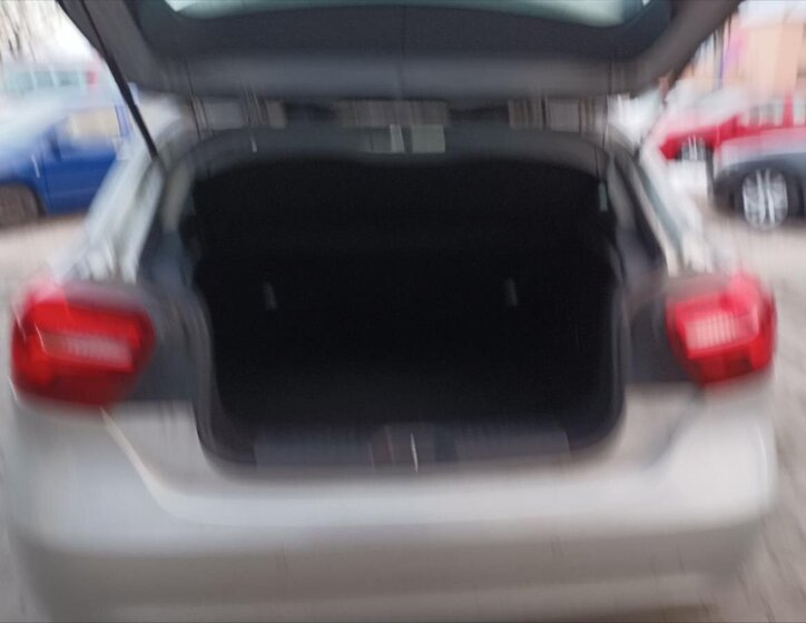 Mercedes-Benz Třídy A 16