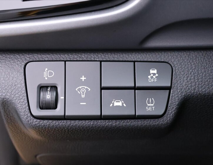 KIA Stonic SUV 998,0 88 kw