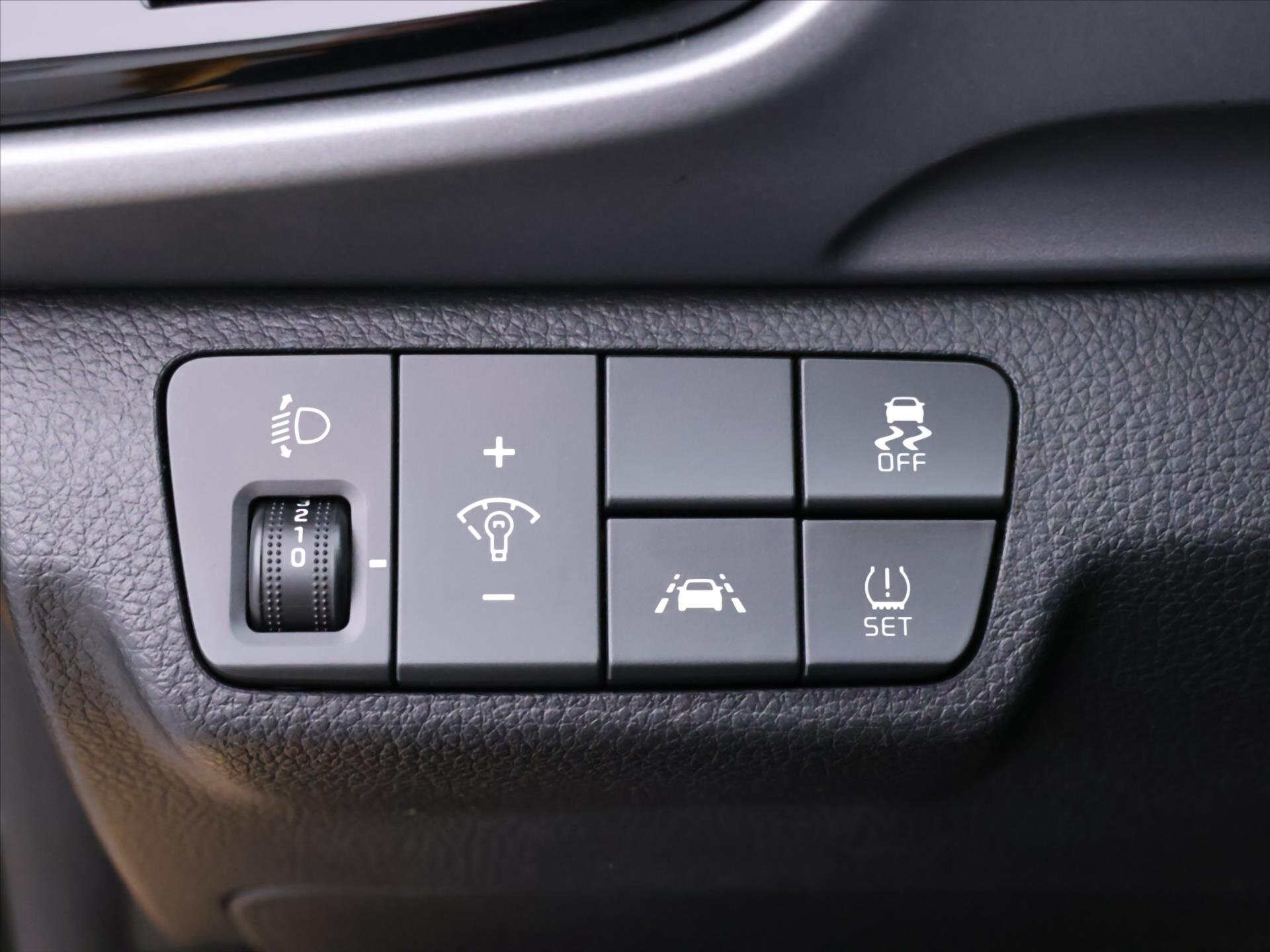 KIA Stonic SUV 998,0 88 kw