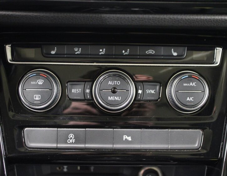 Volkswagen Touran Kombi 2,0 l 110 kw