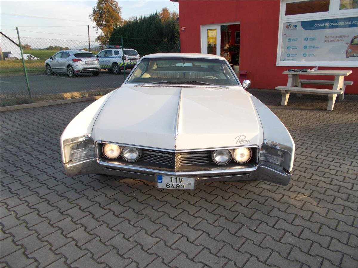 Buick Riviera