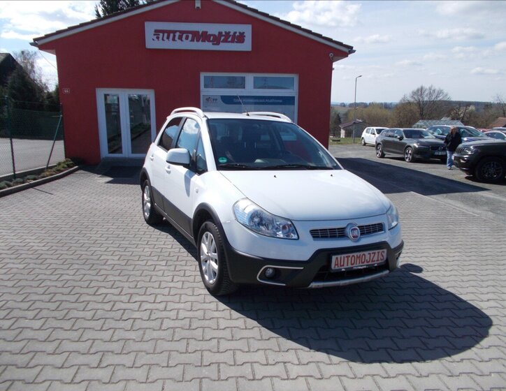 Fiat Sedici Hatchback 1,6 l 88 kw