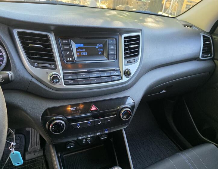 Hyundai Tucson 12