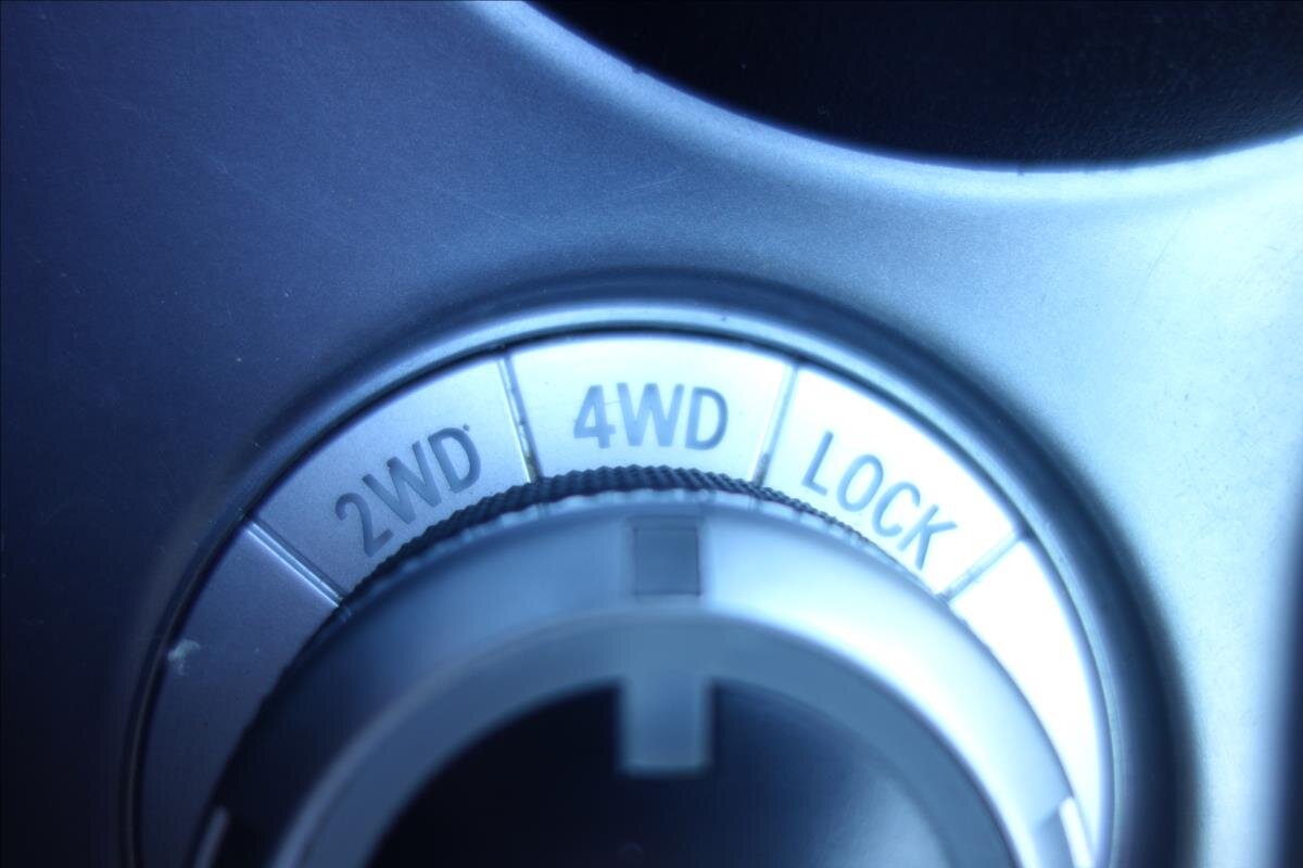 Mitsubishi Outlander SUV / Terénní 2,0 l 103 kw