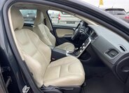 Volvo V60 Kombi 2,4 l 162 kw