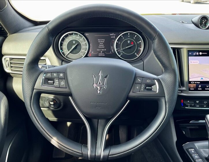 Maserati Levante SUV / Terénní 3,0 l 257 kw