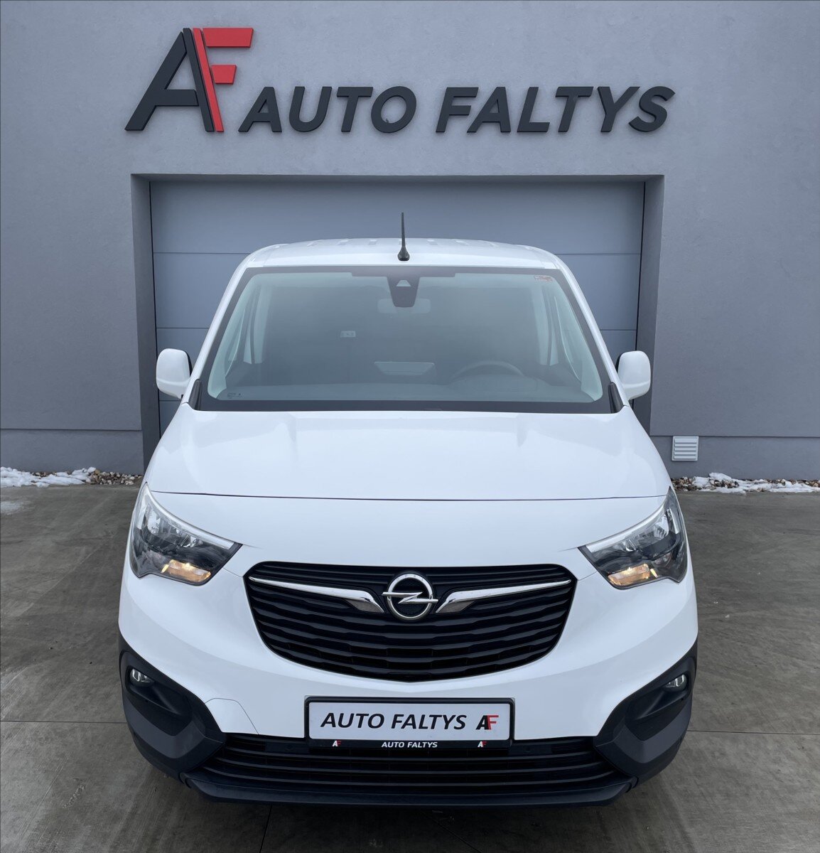 Opel Combo Skříň 1,5 l 96 kw