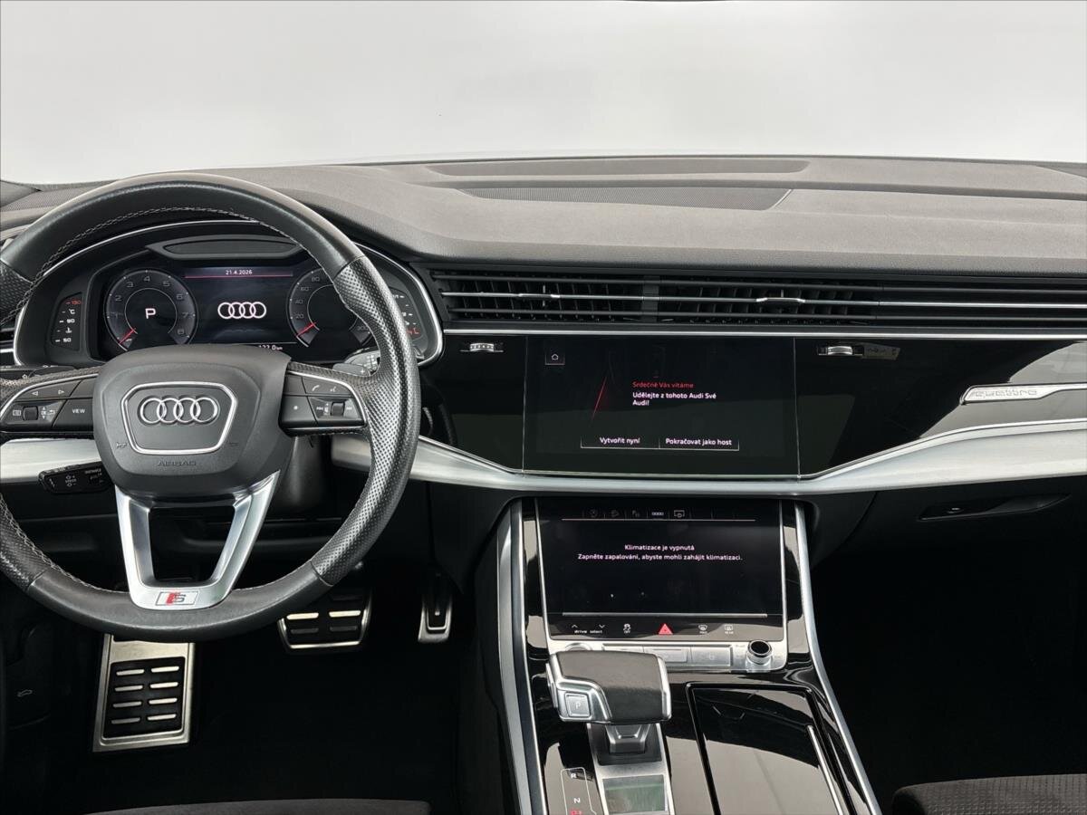 Audi Q8 SUV / Terénní 3,0 l 250 kw