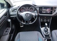 Volkswagen T-Roc CUV / Crossover 1,5 l 110 kw