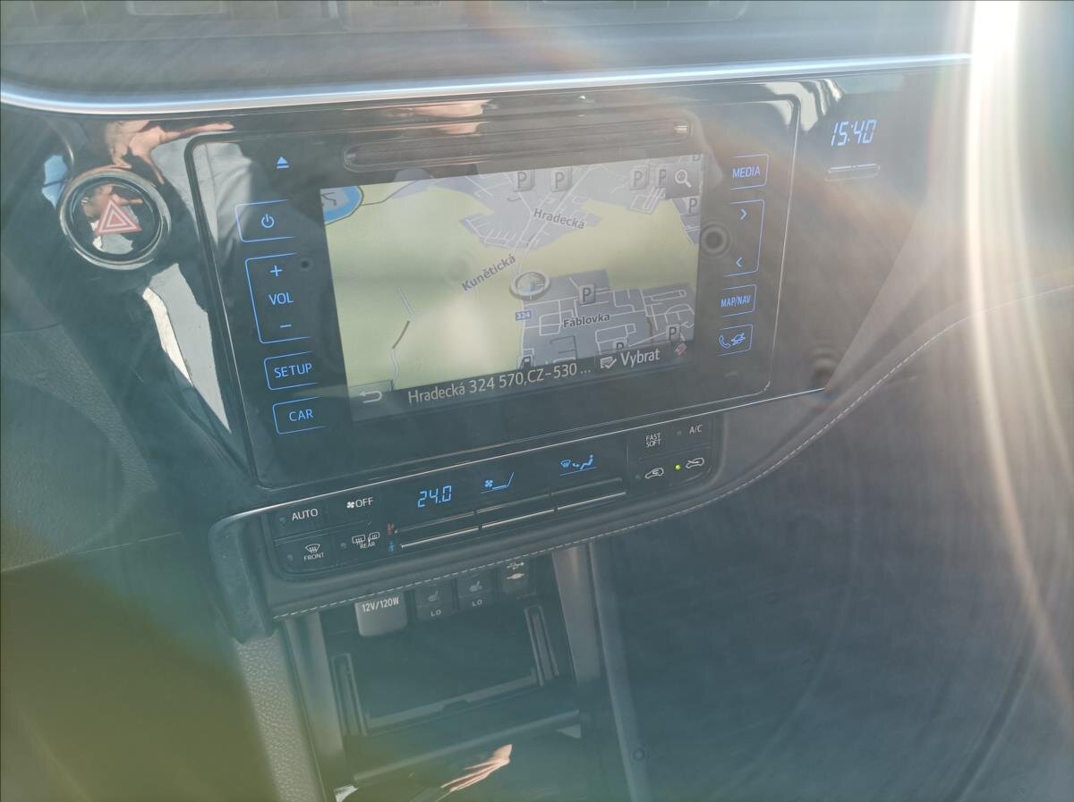 Toyota Auris Kombi 1,6 l 97 kw