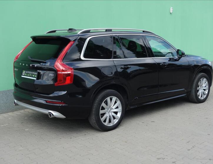 Volvo XC90 8
