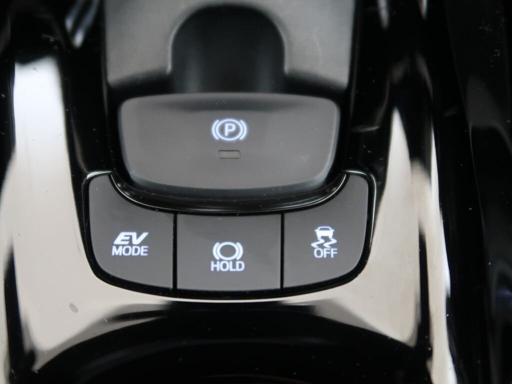 Toyota C-HR SUV 1,8 l 72 kw