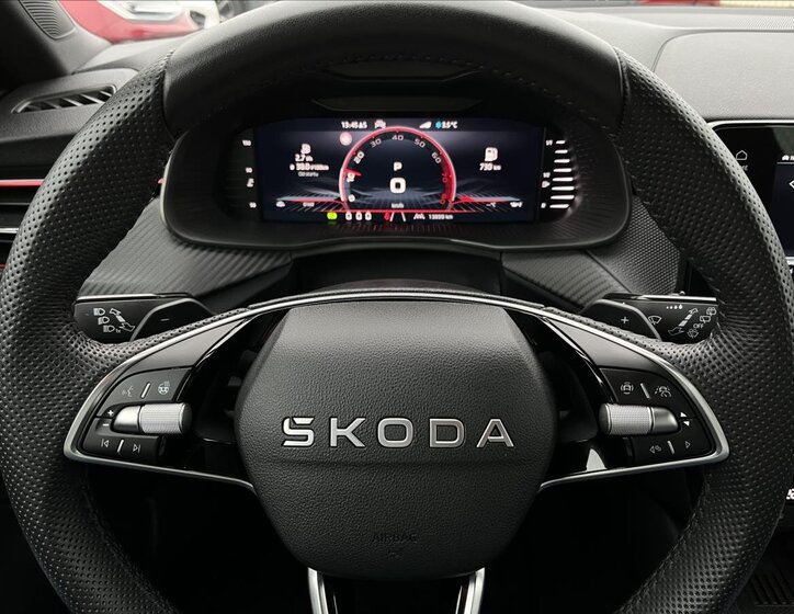 Škoda Kamiq SUV 1,5 l 110 kw