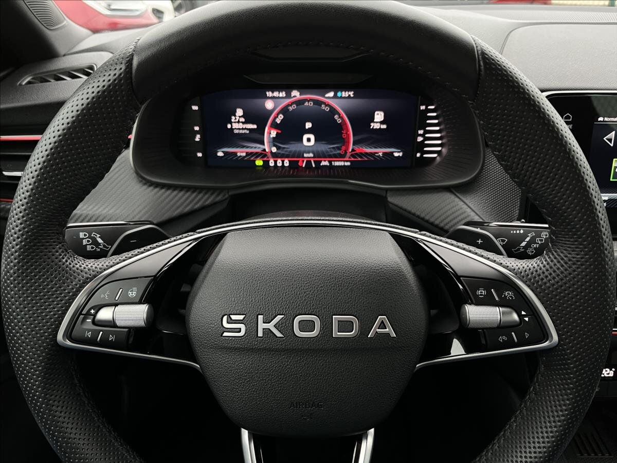 Škoda Kamiq SUV 1,5 l 110 kw