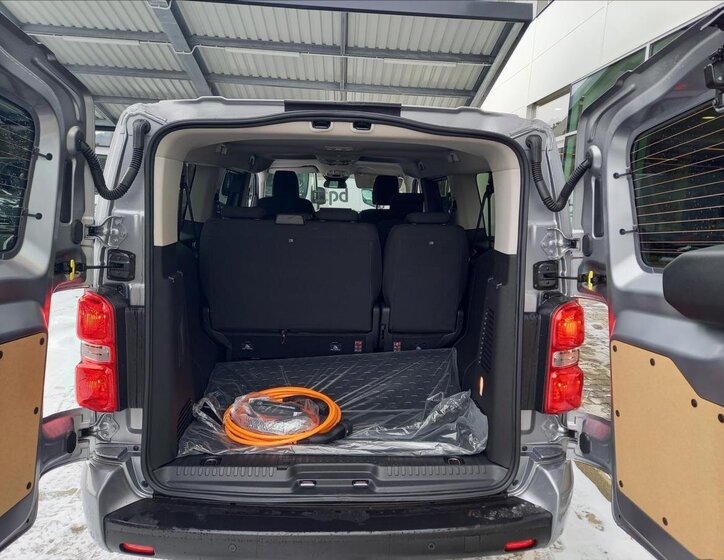 Toyota ProAce Verso MPV 2,0 l 100 kw