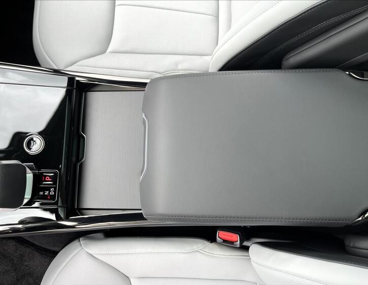 Land Rover Range Rover Sport 40