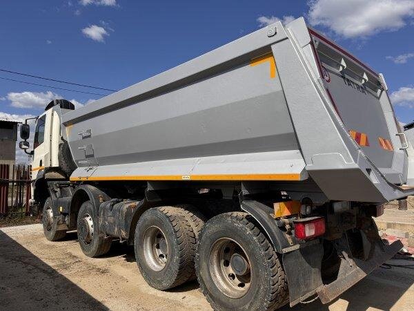 Tatra Ostatní Sklápěč 0,0 340 kw