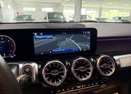 Mercedes-Benz GLB 11