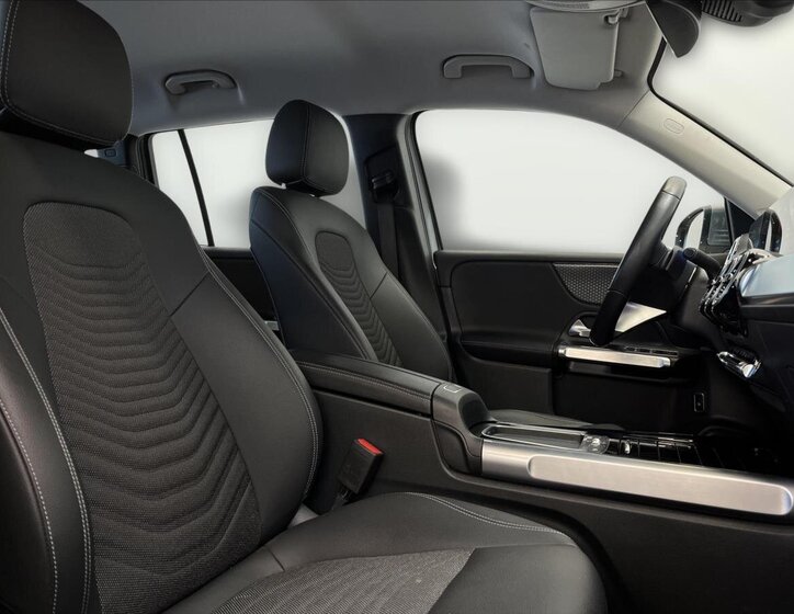 Mercedes-Benz GLB 15