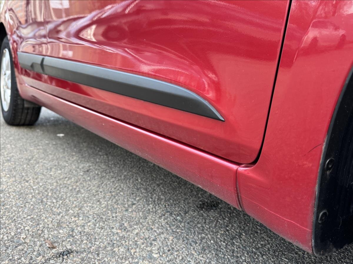 Hyundai i20 Hatchback 1,2 l 61 kw