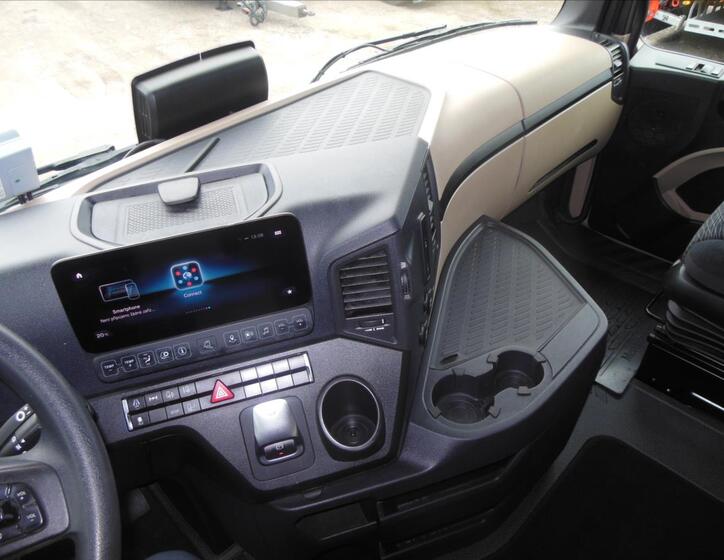 Mercedes-Benz Ostatní 21