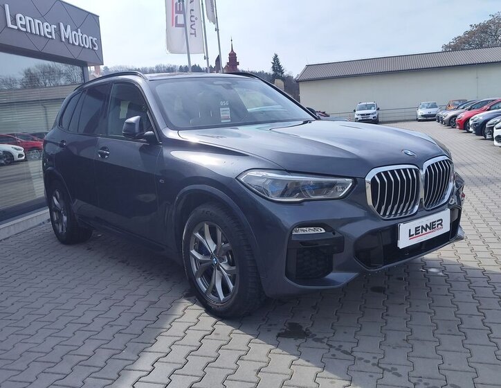 BMW X5 SUV / Terénní 3,0 l 250 kw