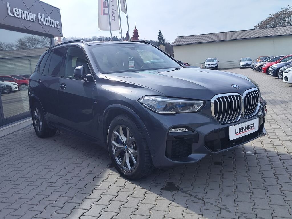 BMW X5 SUV / Terénní 3,0 l 250 kw