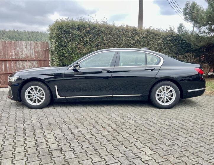 BMW Řada 7 2