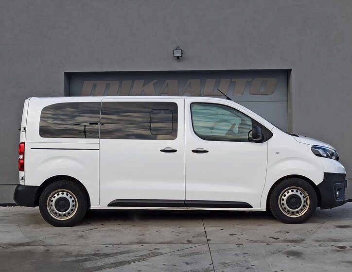 Toyota ProAce Verso 4