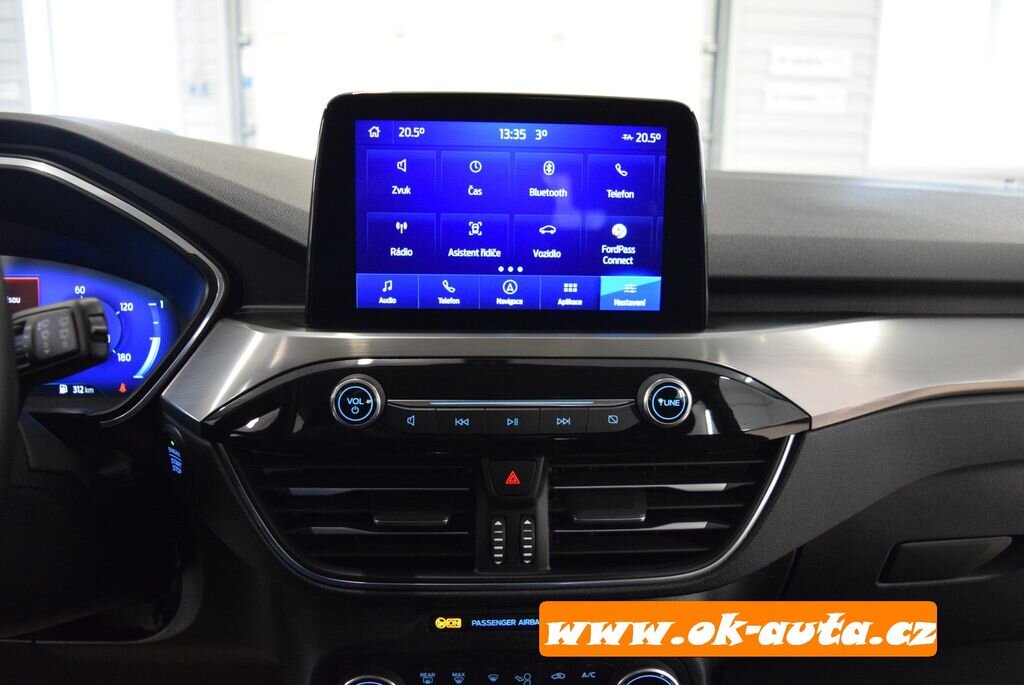 Ford Kuga SUV 2,5 l 112 kw