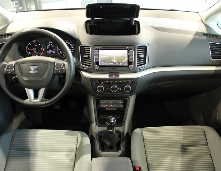 Seat Alhambra VAN-Minibus 2,0 l 130 kw