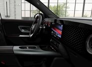 Mercedes-Benz GLB SUV / Terénní 0,0 200 kw
