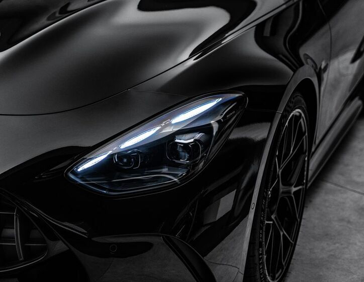 Mercedes-Benz AMG GT 8