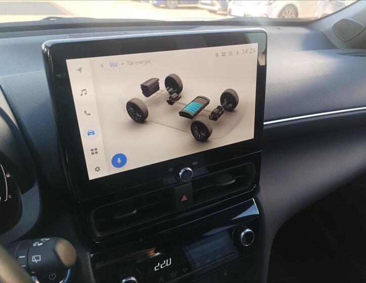 Toyota Yaris Cross 15