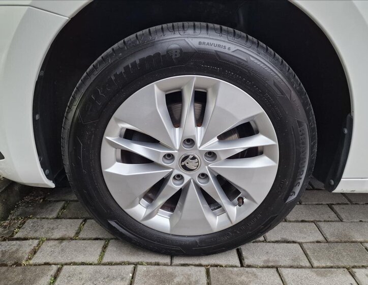 Škoda Octavia Kombi 2,0 l 85 kw