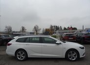 Opel Insignia Kombi 2,0 l 125 kw