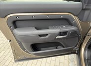 Land Rover Defender SUV 3,0 l 147 kw