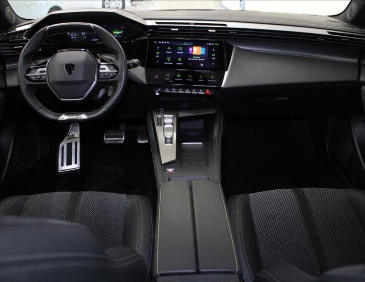 Peugeot 308 Kombi 1,2 l 96 kw