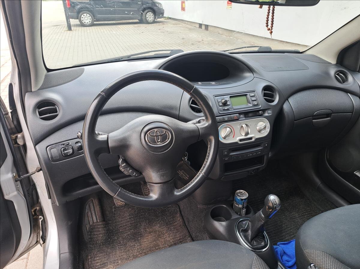 Toyota Yaris Hatchback 1,4 l 55 kw