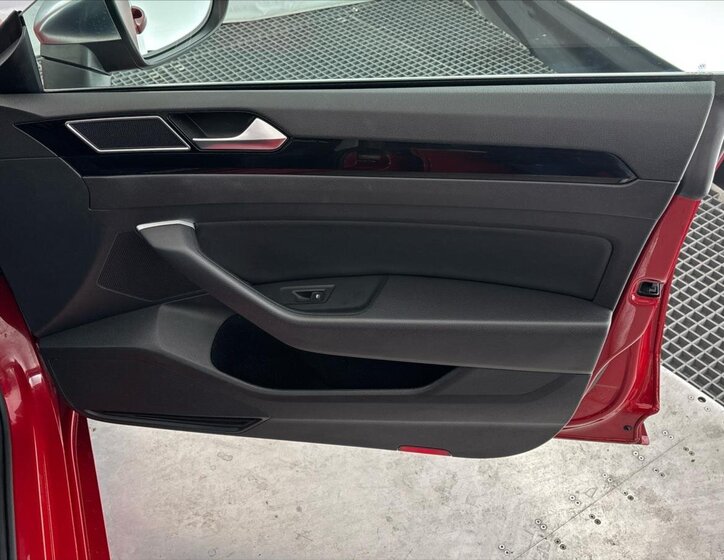 Volkswagen Arteon Liftback 2,0 l 110 kw