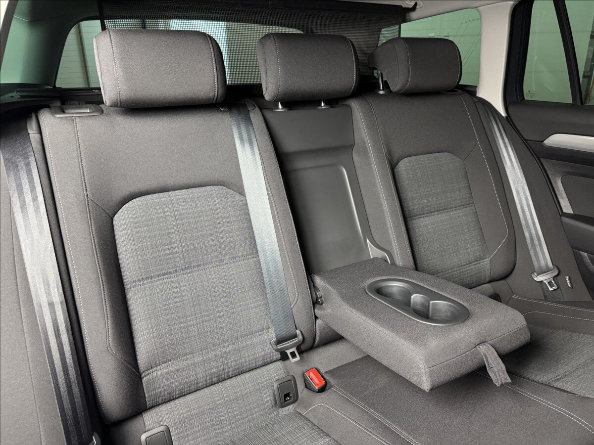 Volkswagen Passat Kombi 2,0 l 140 kw