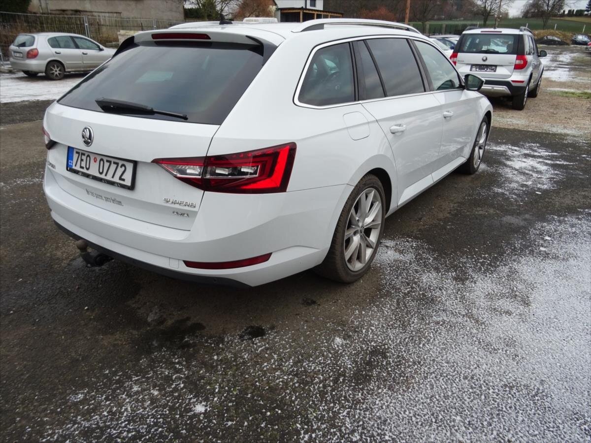 Škoda Superb