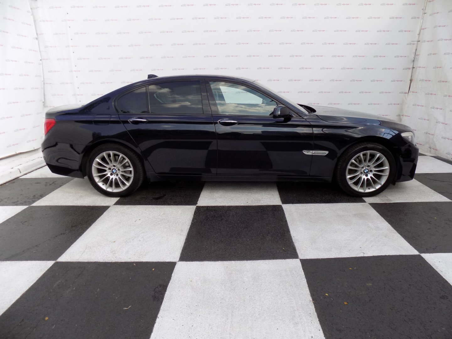 BMW Řada 7 Sedan / Limuzína 3,0 l 225 kw