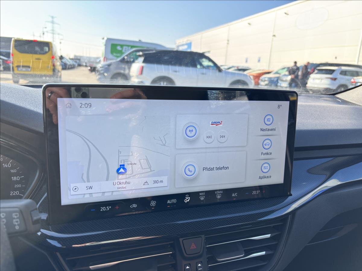 Ford Focus Kombi 998,0 92 kw