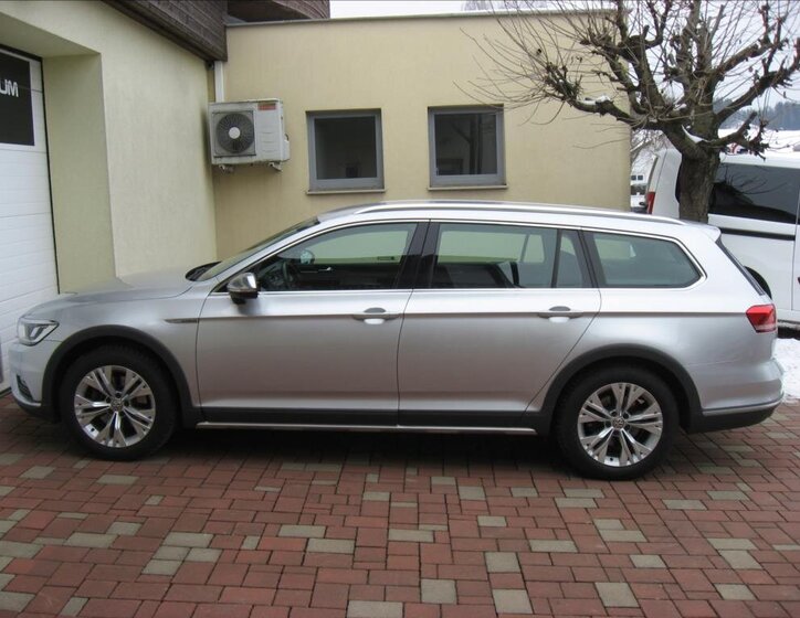 Volkswagen Passat 11