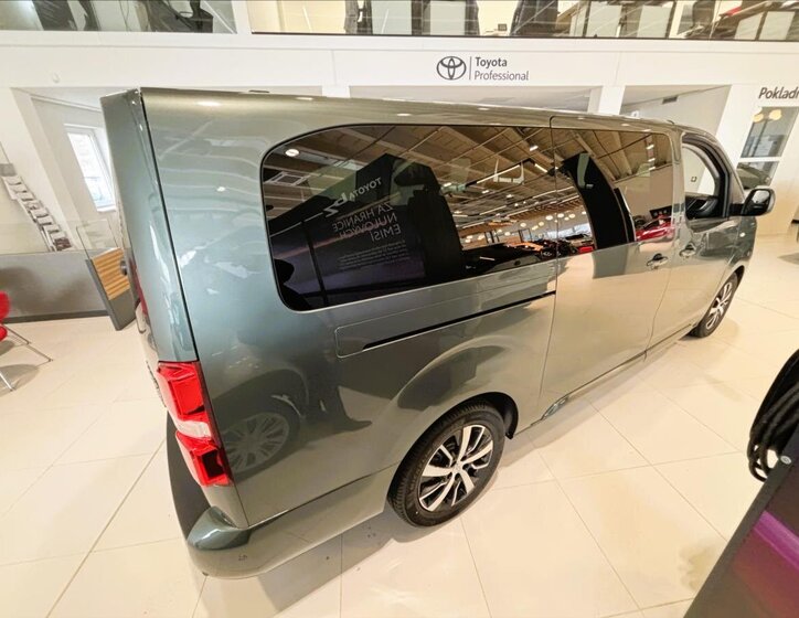 Toyota ProAce Verso VAN-Minibus 2,2 l 133 kw