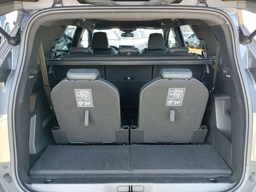 Peugeot 5008 SUV / Terénní 1,5 l 96 kw