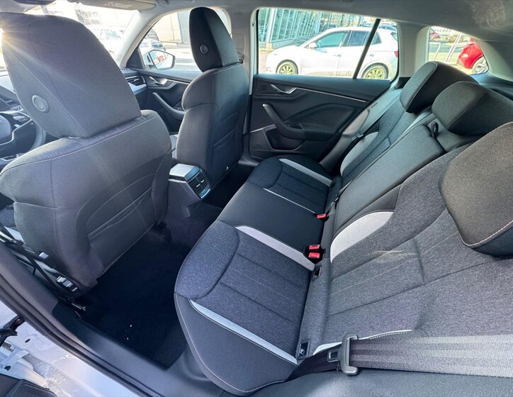 Škoda Scala Hatchback 1,5 l 110 kw