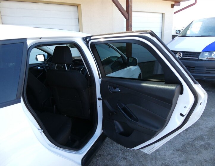 Ford Focus Kombi 1,5 l 70 kw